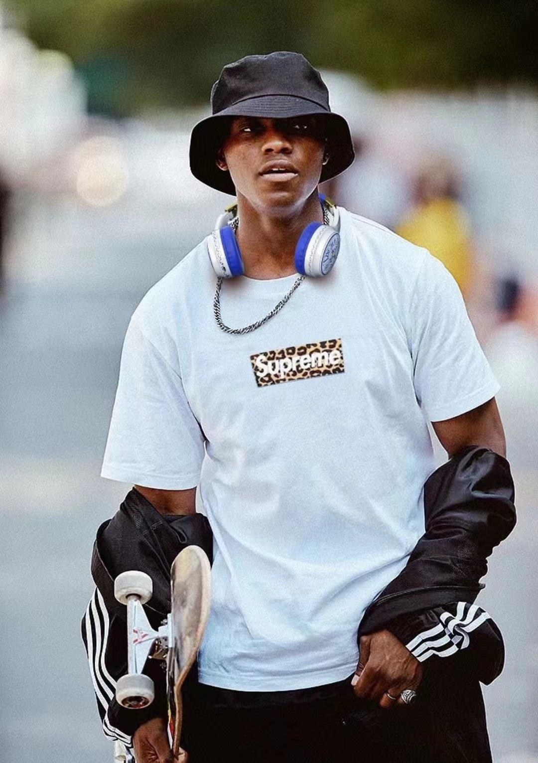 Suprem3 Shanghai Box Logo Tee