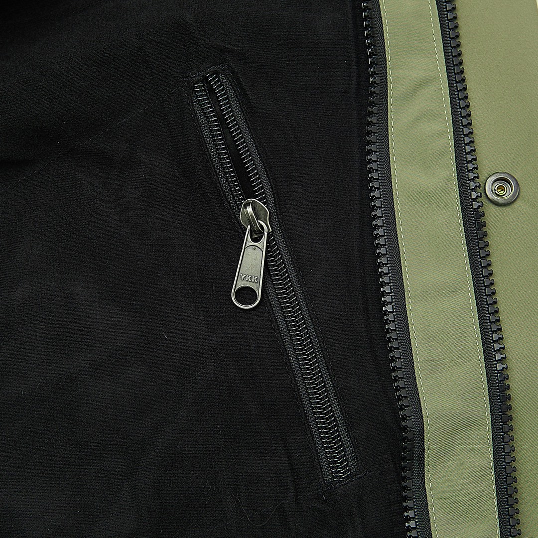 The North Face 1990 Mountain Gore-Tex Tech Jacket Army Green