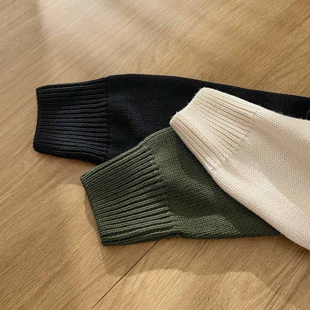 Stussy  S  curly mosquito coil knit sweater