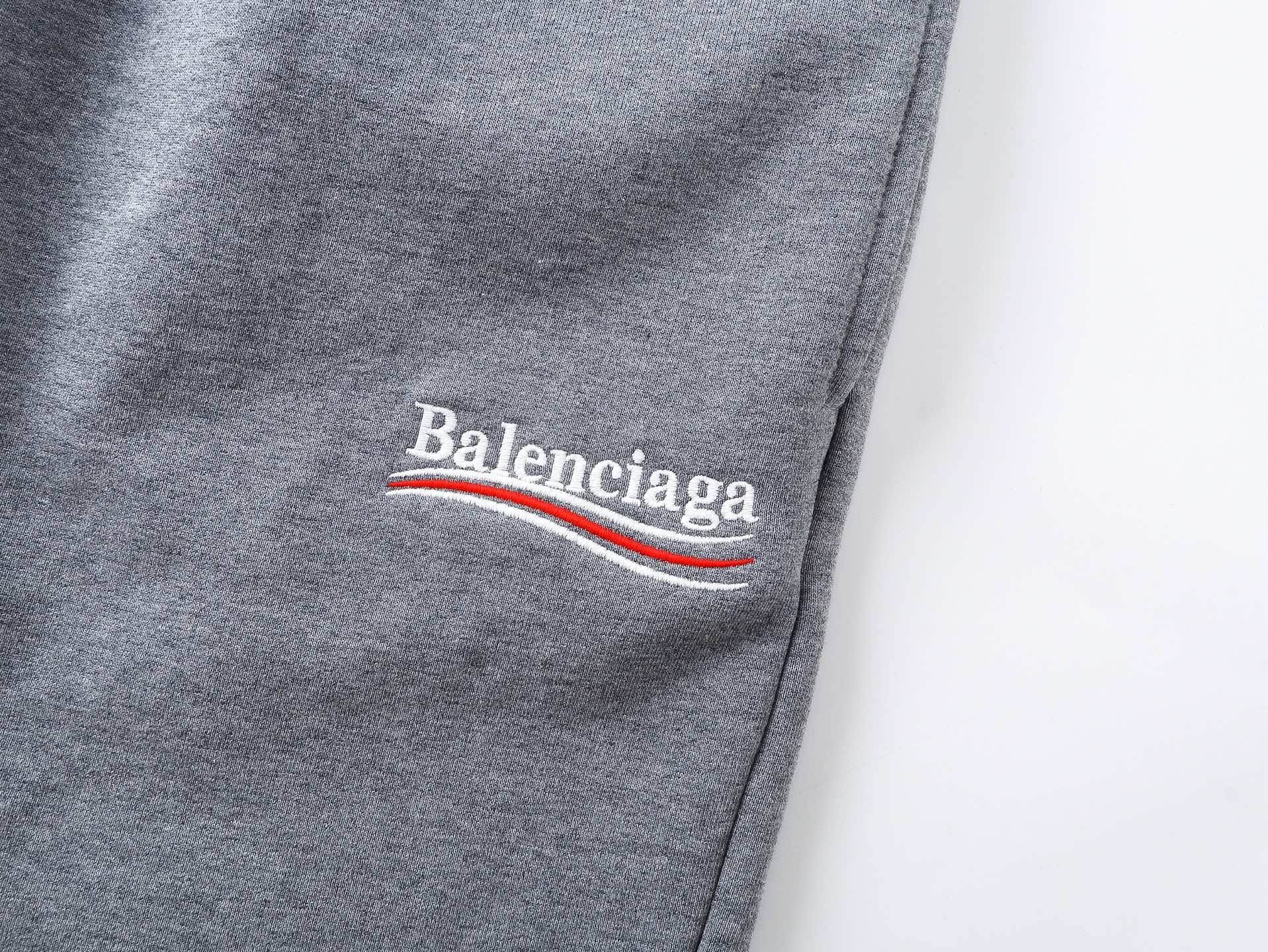 Blanciag@ Classic Wave Logo Shorts