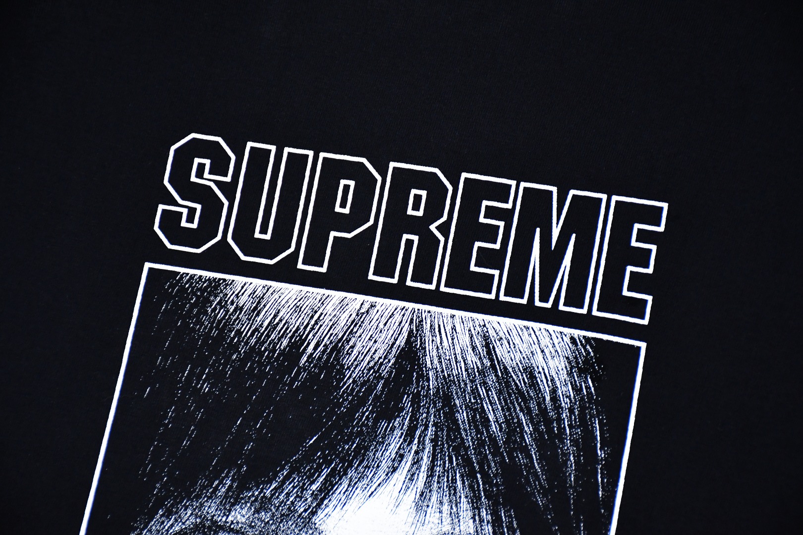 Suprem3 Margaret Keane Teardrop Tee 'White'