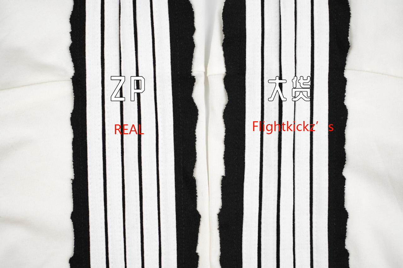 Balanciag@ Unity Sports Icon T-Shirt Oversized in faded black and white Tee