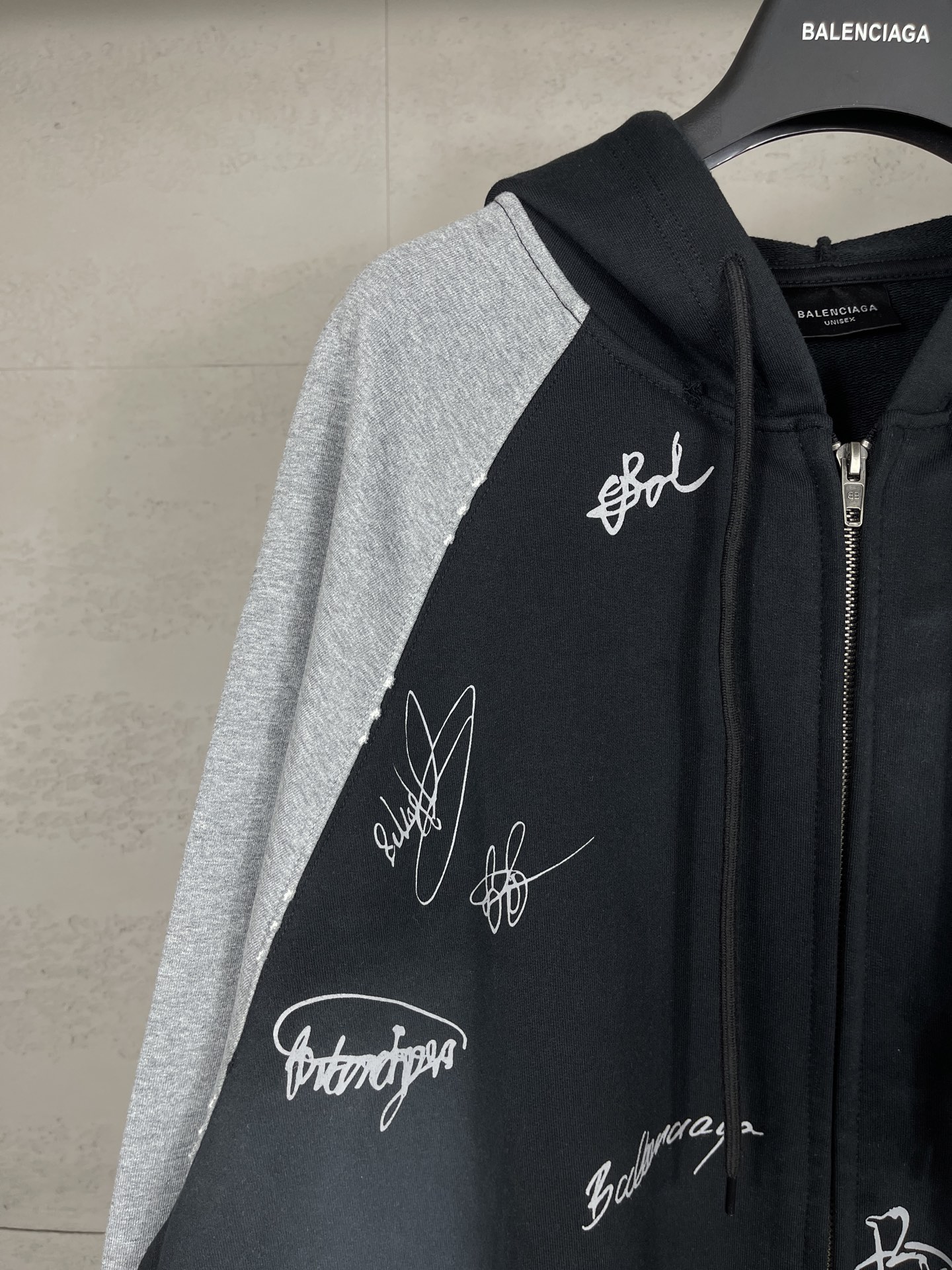 Balanciag@ Signature Print Hand-Painted Graffiti Cardigan Hoodie FW26