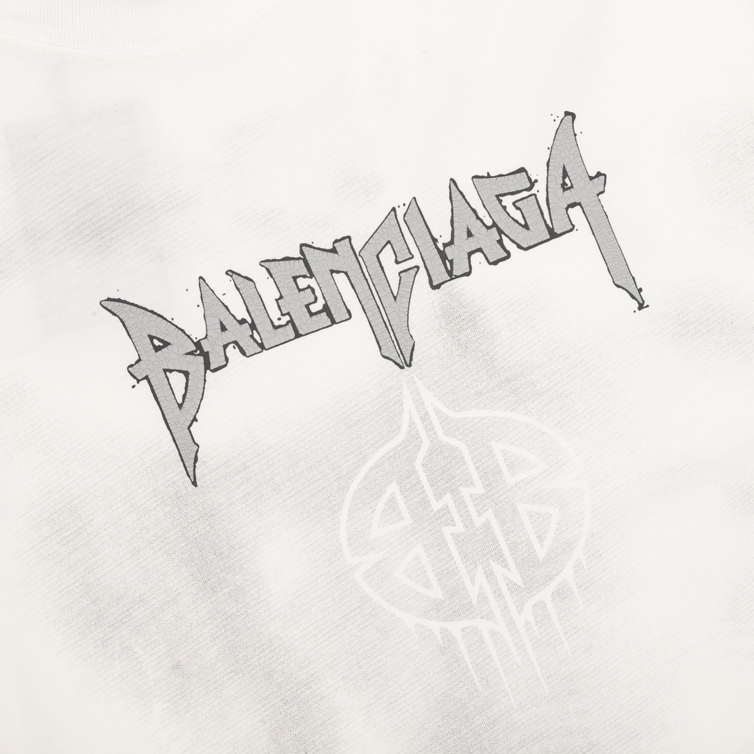 Balancig* Chest letter print T-shirt