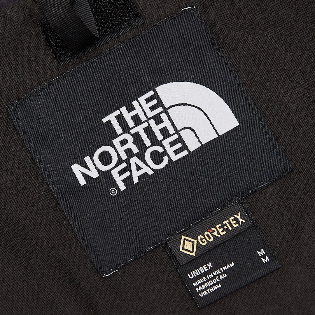 The North Face 1990 Mountain Gore-Tex Tech Jacket Pink