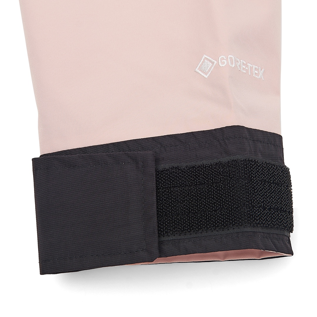 The North Face 1990 Mountain Gore-Tex Tech Jacket Pink