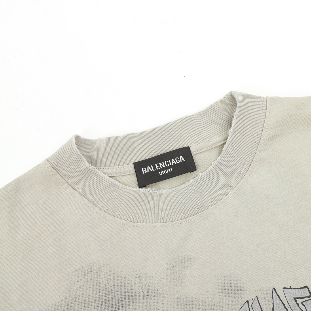 Balancig* Chest letter print T-shirt