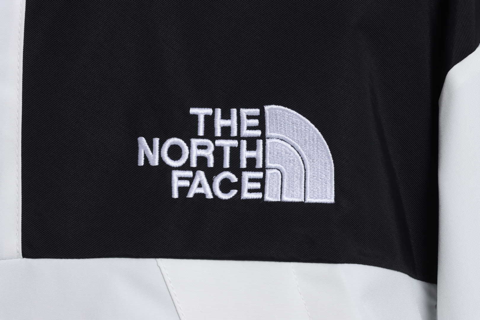 TNF Contrast Color Stitching Jacket