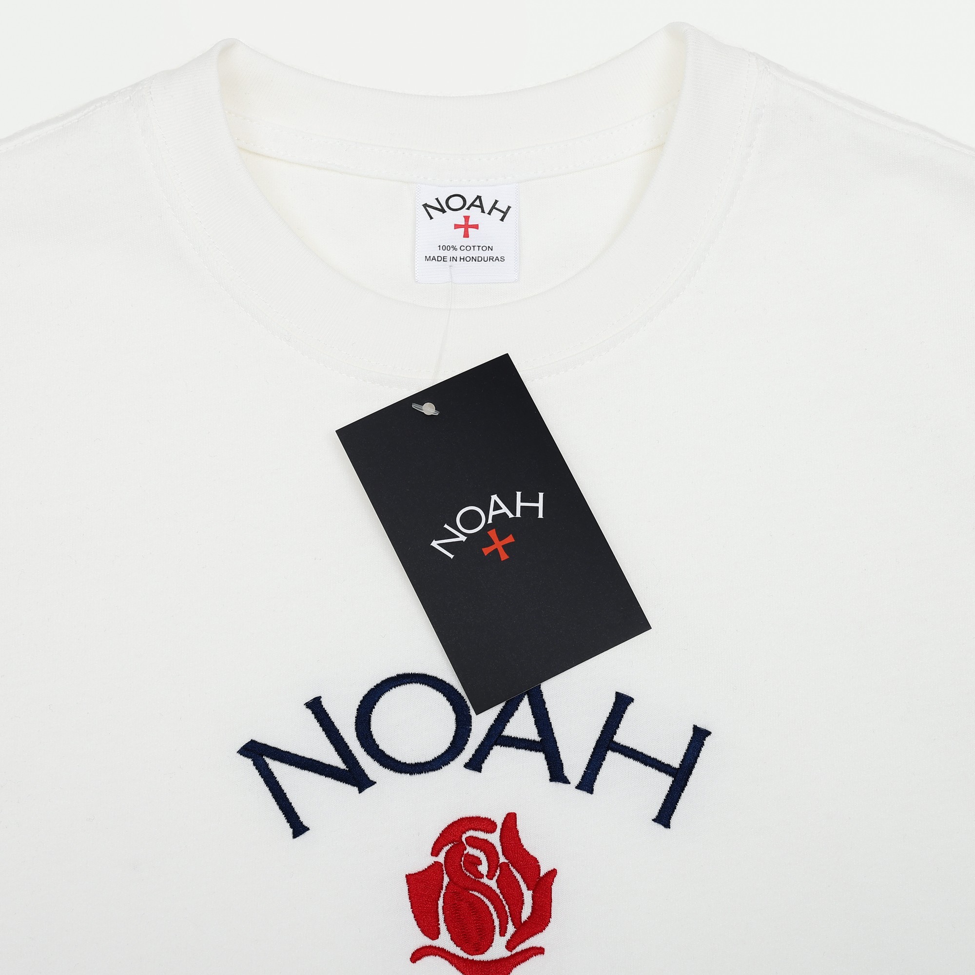 N0ah classic rose embroidery short sleeves
