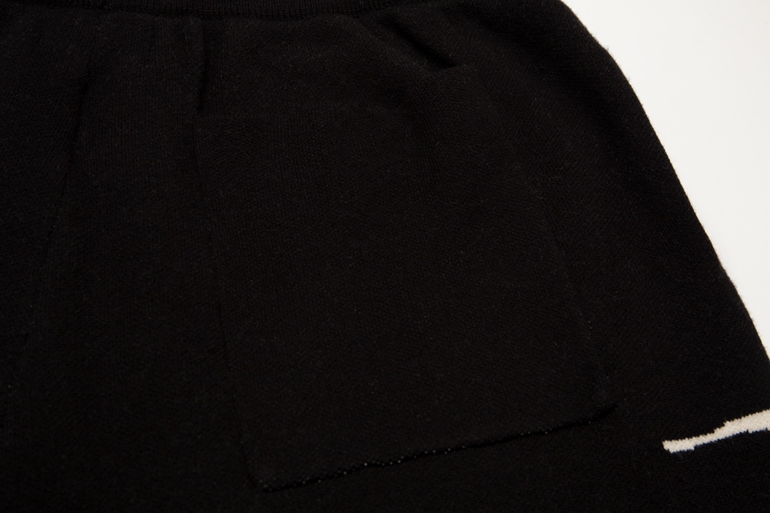 Rhud3 2023ss men's and women's knitted jacquard alphabet shorts