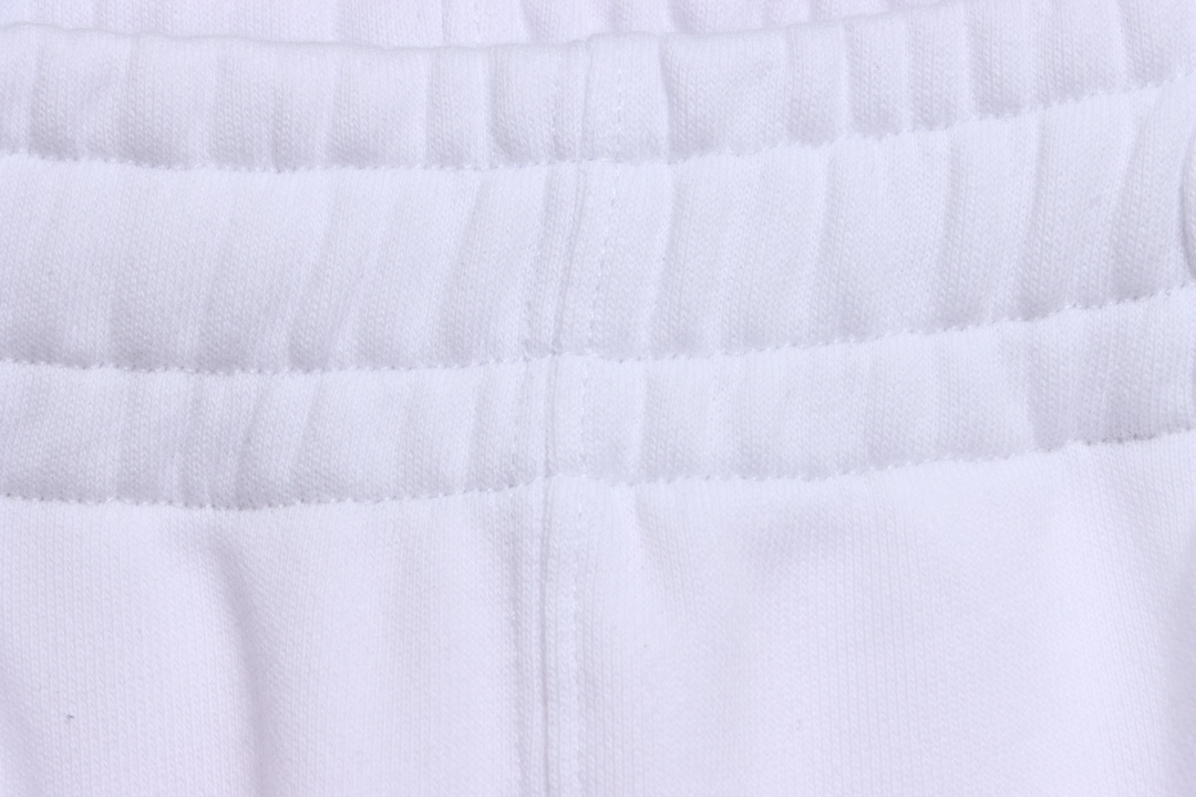 OW ink hand-painted graffiti arrow shorts