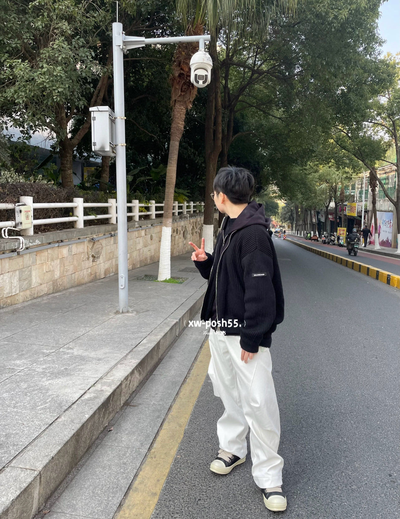 Balenciag@ Men's Zip Up Cardigan