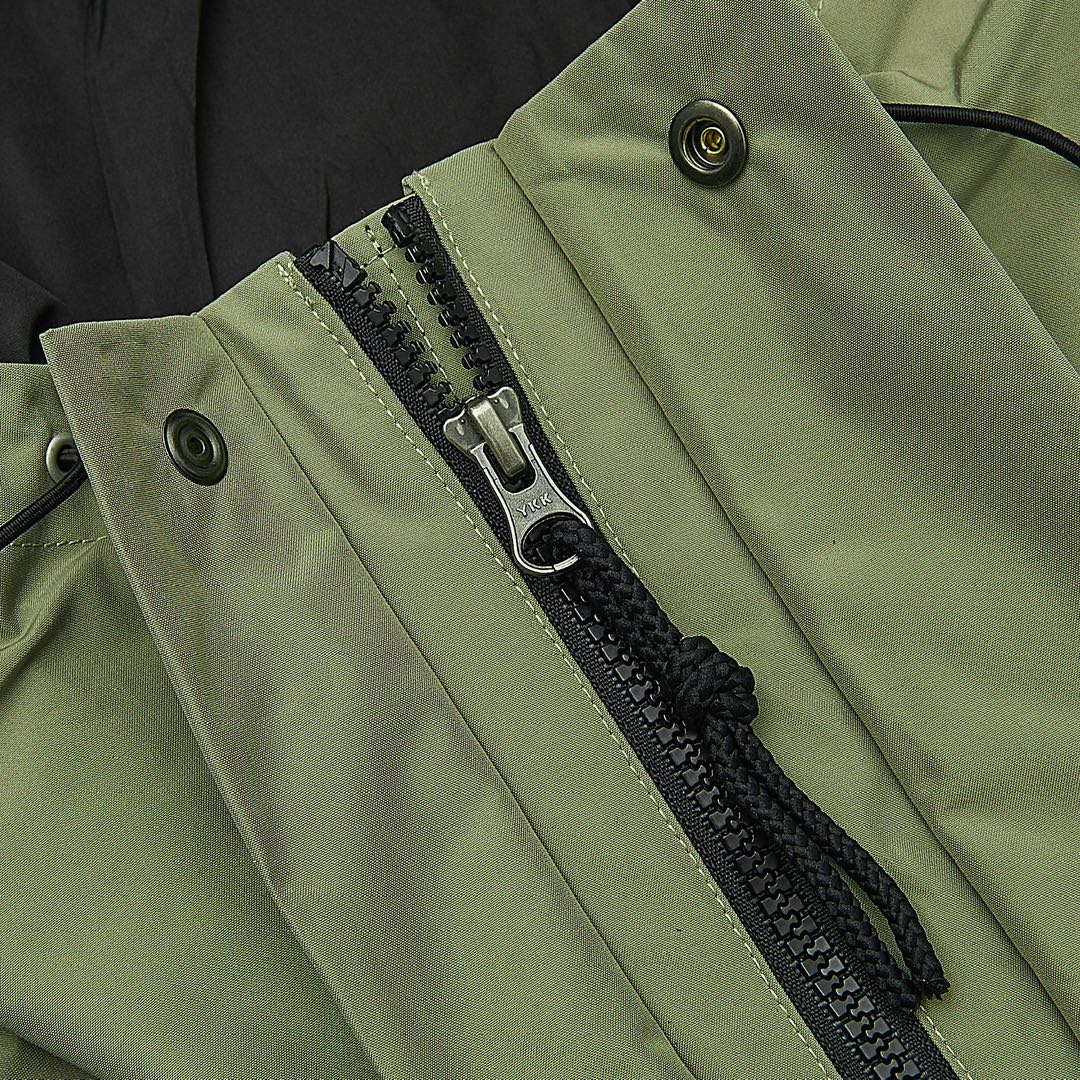 The North Face 1990 Mountain Gore-Tex Tech Jacket Army Green
