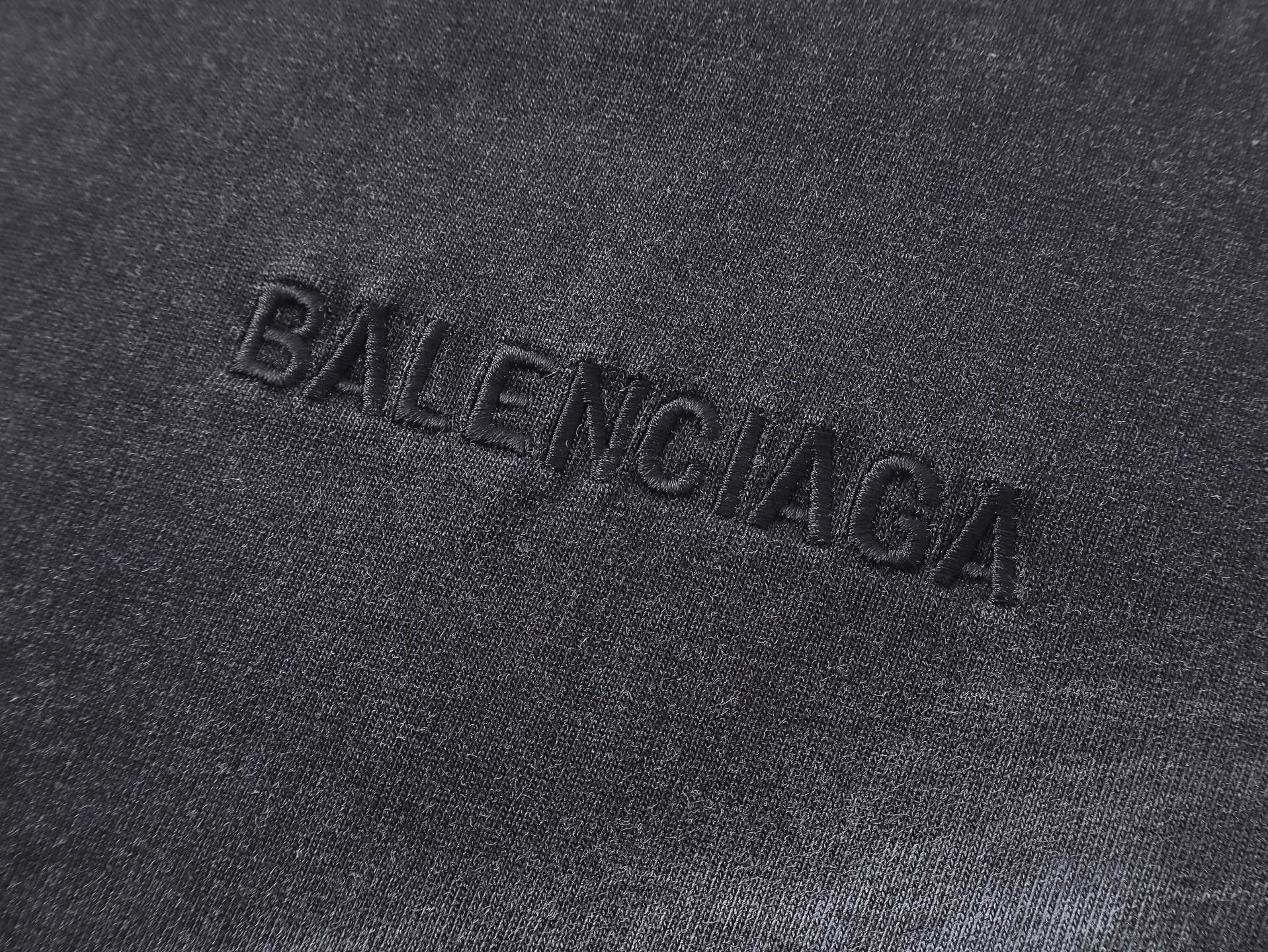 Balanciag@ Graffiti distressed long-sleeve shirt. 2025