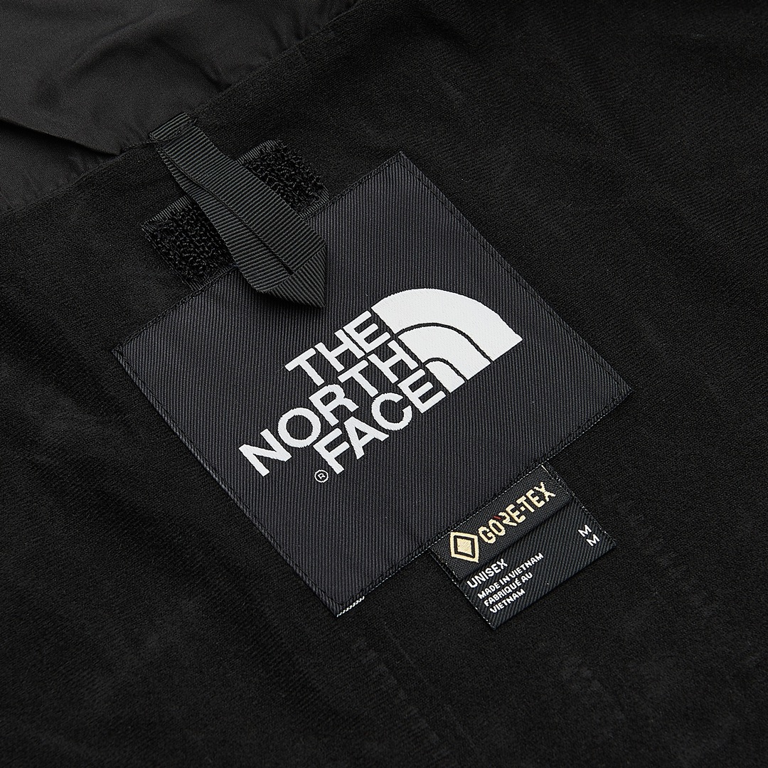 The North Face 1990 Mountain Gore-Tex Tech Jacket Navy Blue