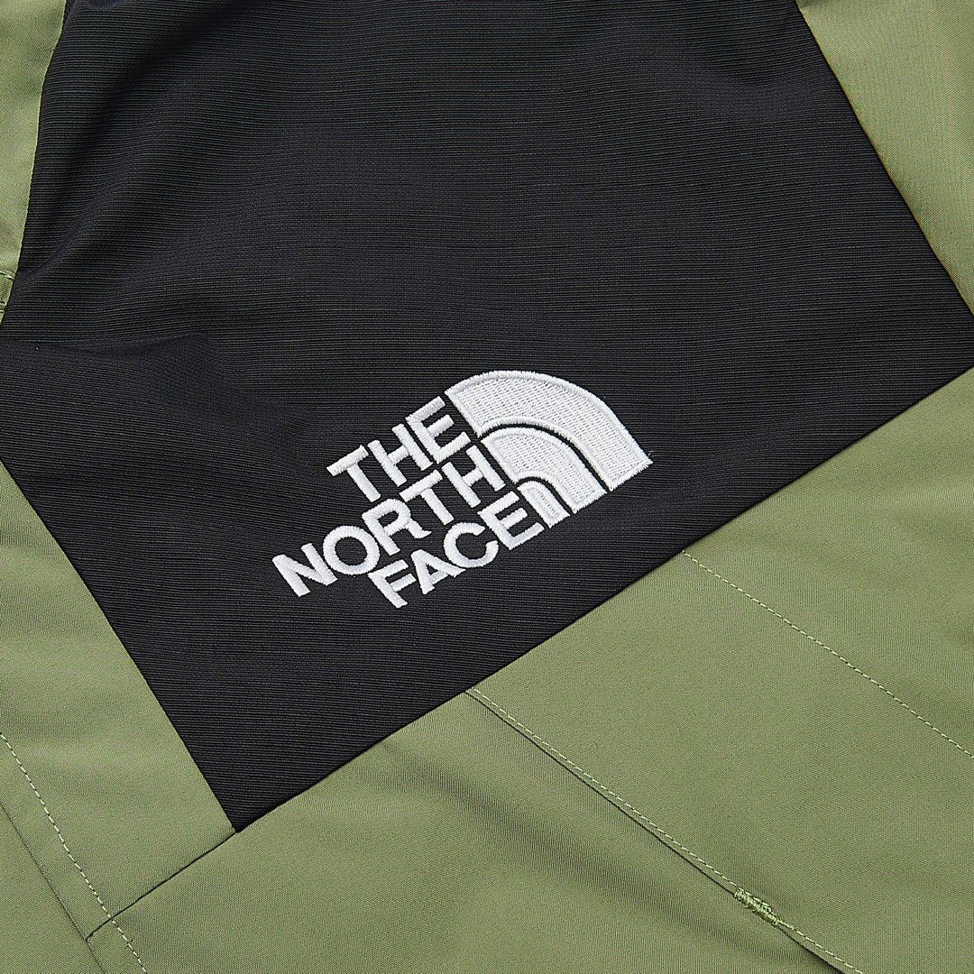 The North Face 1990 Mountain Gore-Tex Tech Jacket Army Green