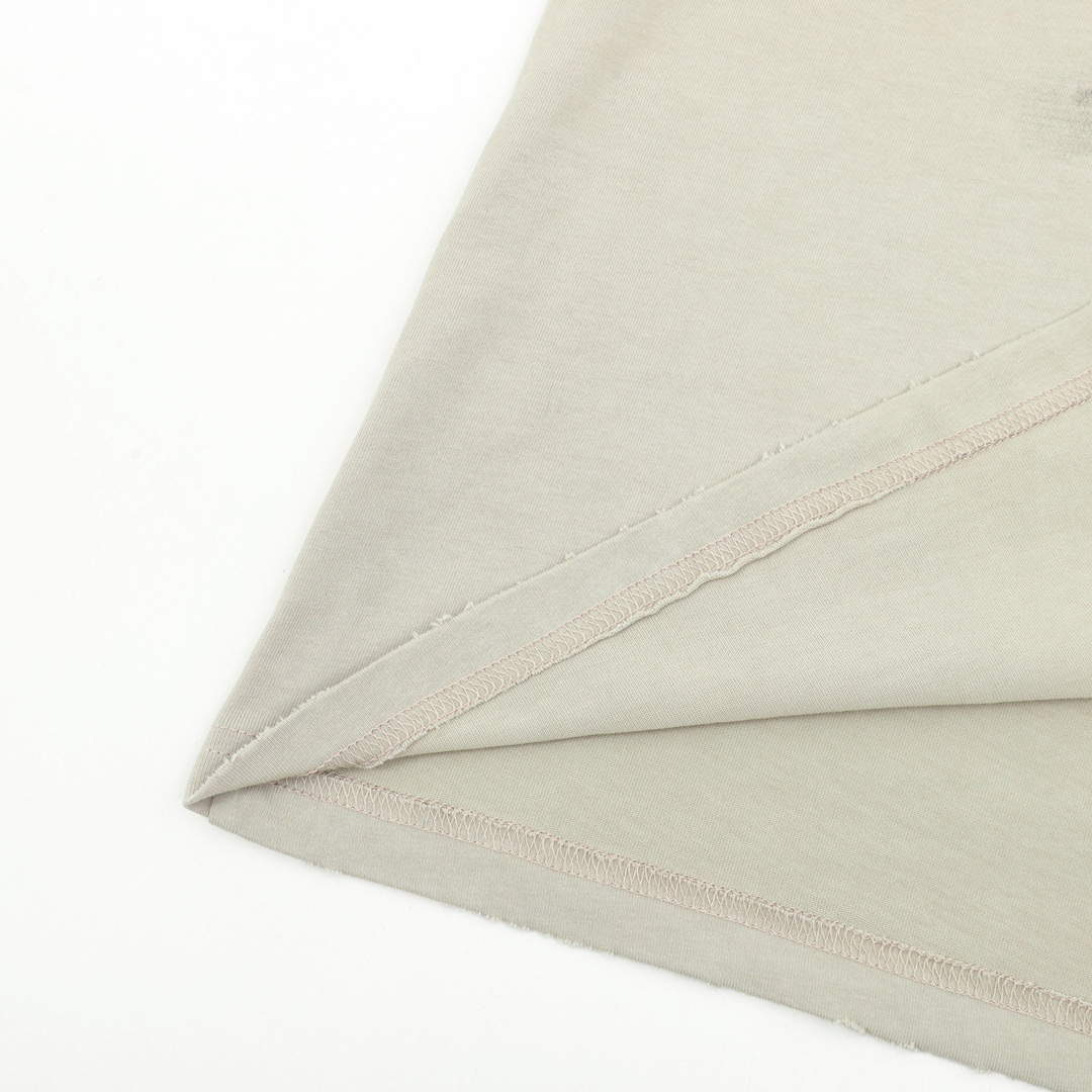 Balancig* Chest letter print T-shirt