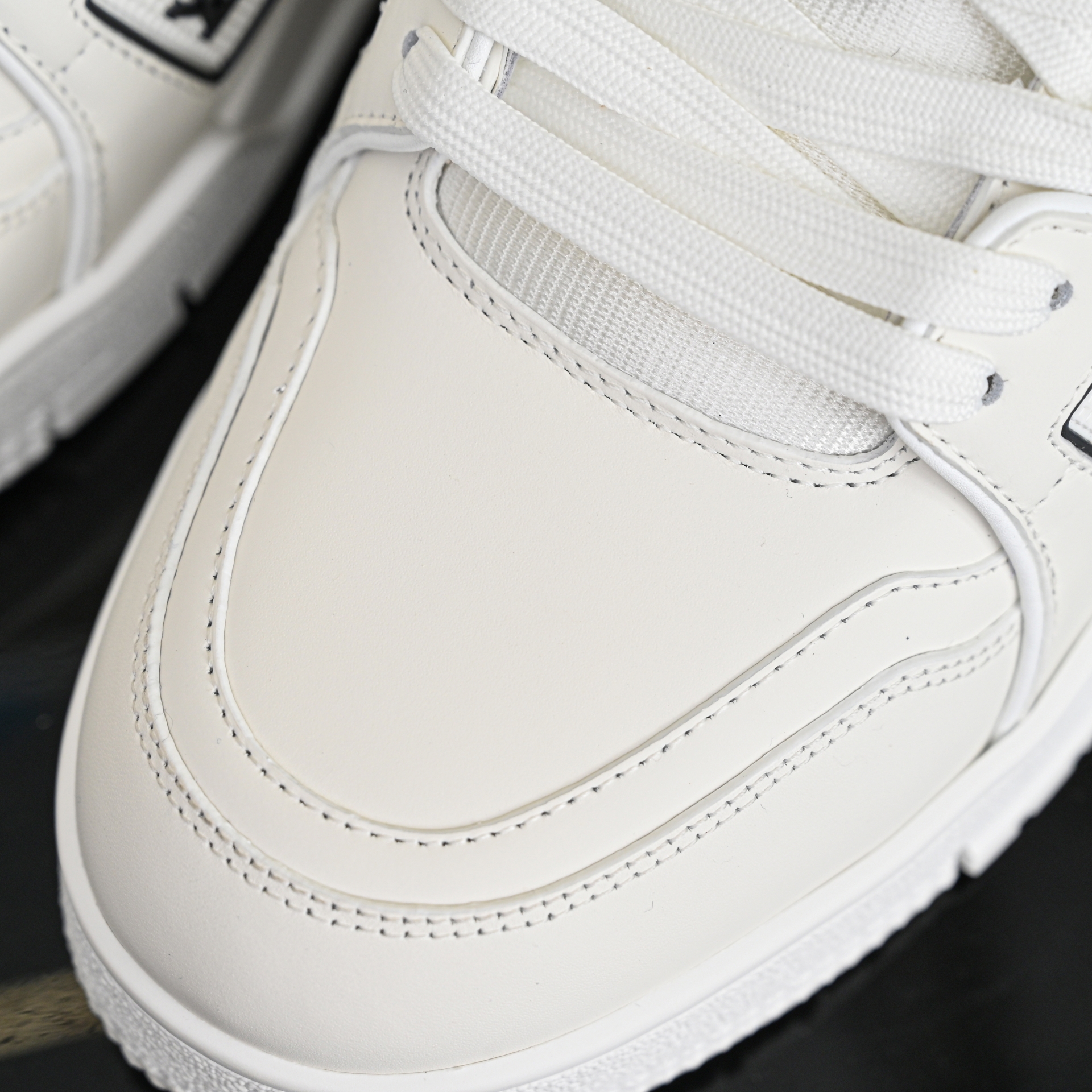 Louis Vuitton   Trainer