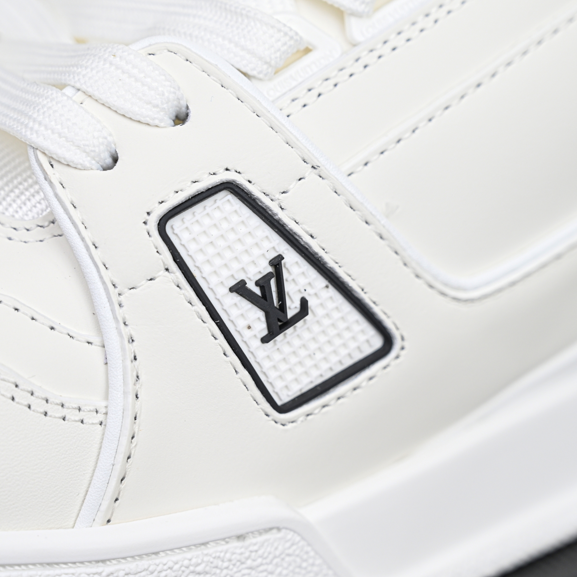 Louis Vuitton   Trainer