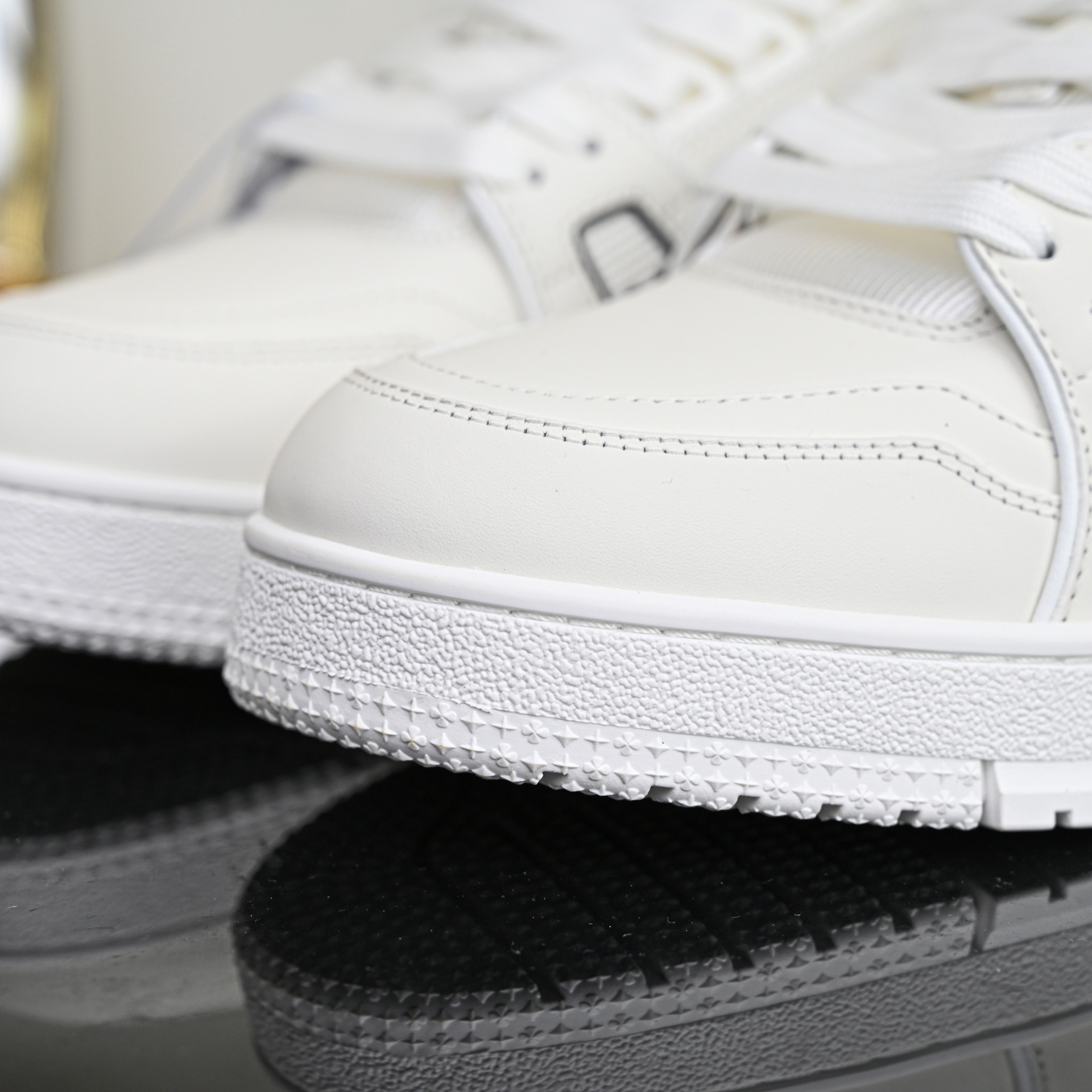 Louis Vuitton   Trainer