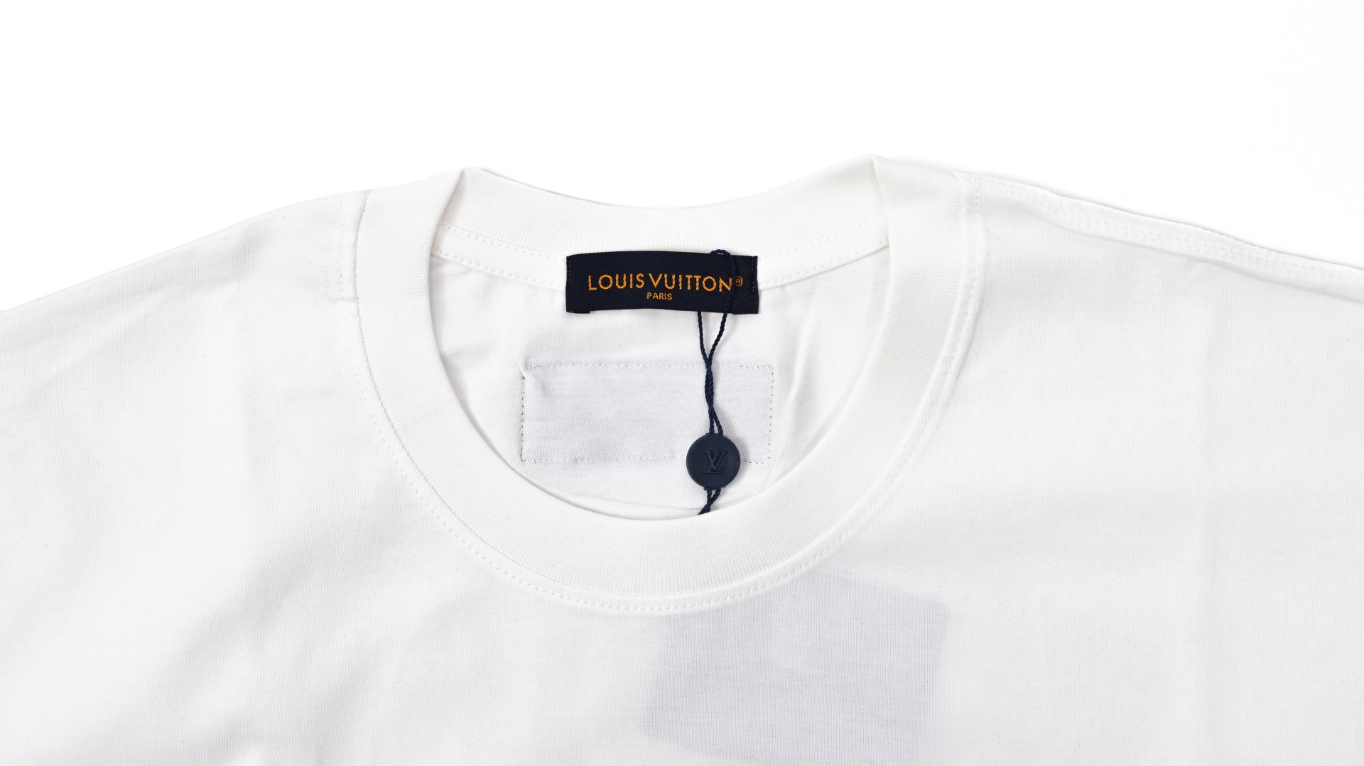 LOUIS VUITTON  Clothes