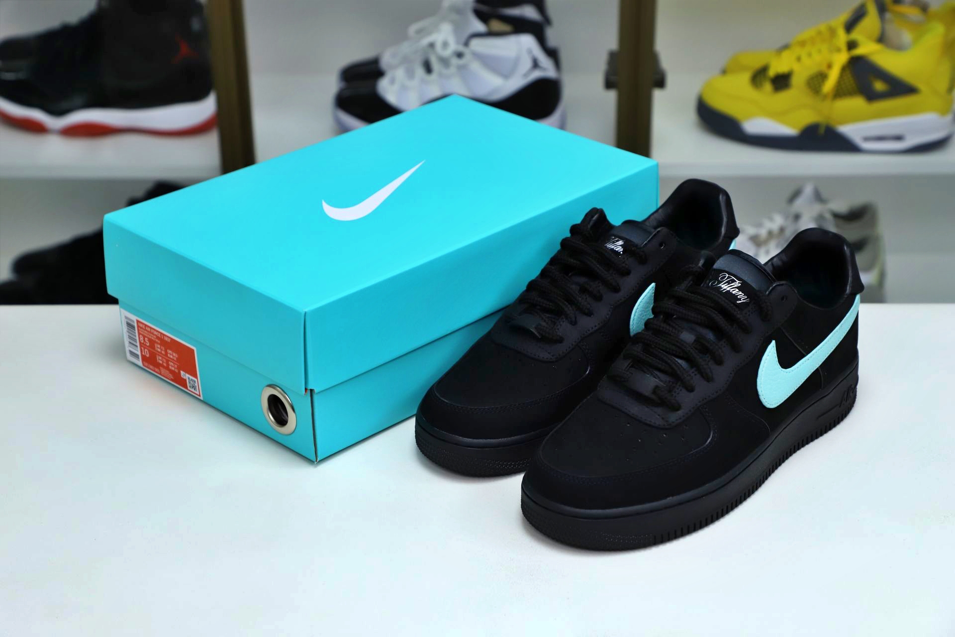 TIFFANY & CO. x Nike Air Force 1 Low