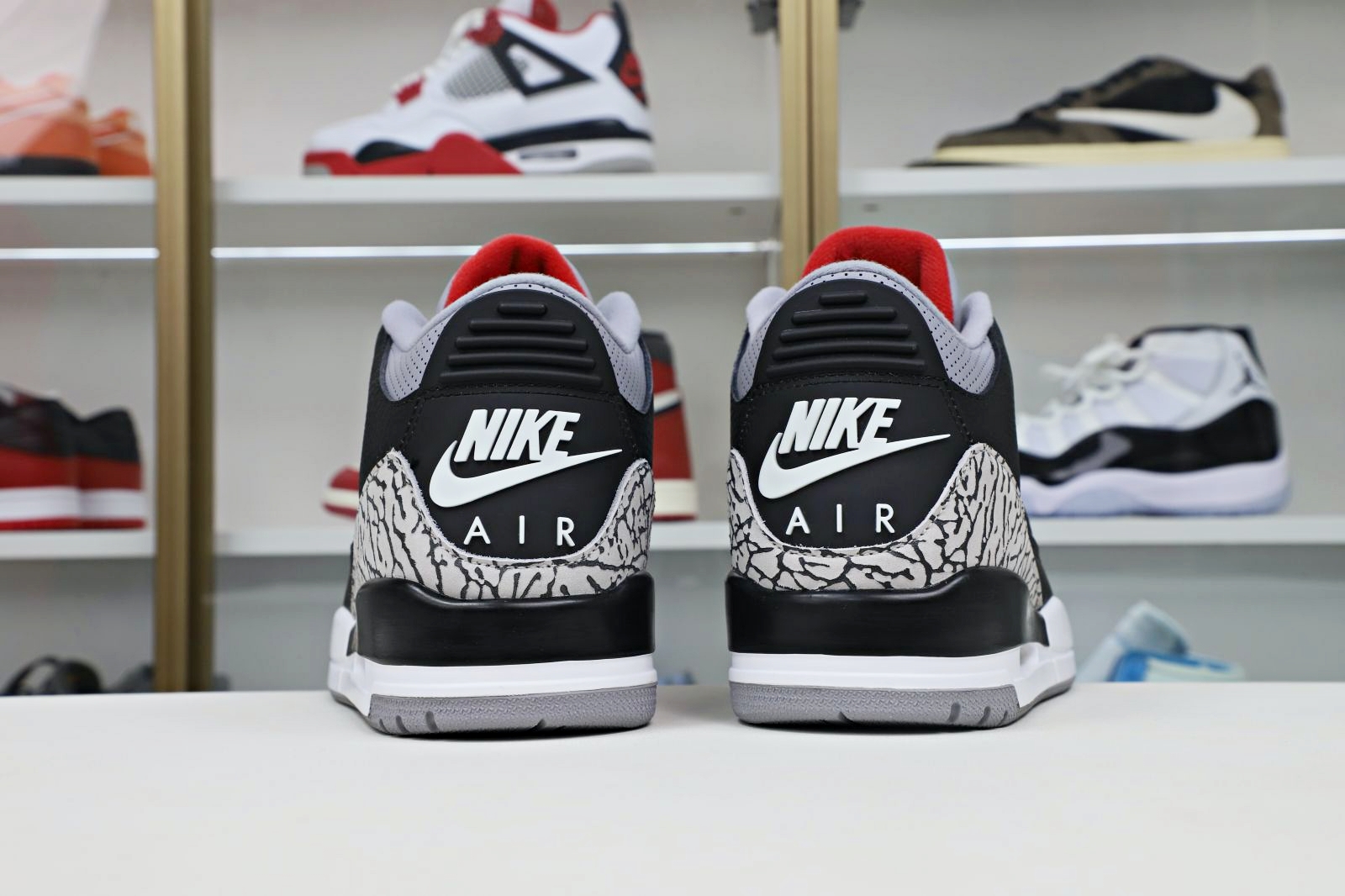 Jordan Air Jordan 3 retro blackcement  2018（854262-001）