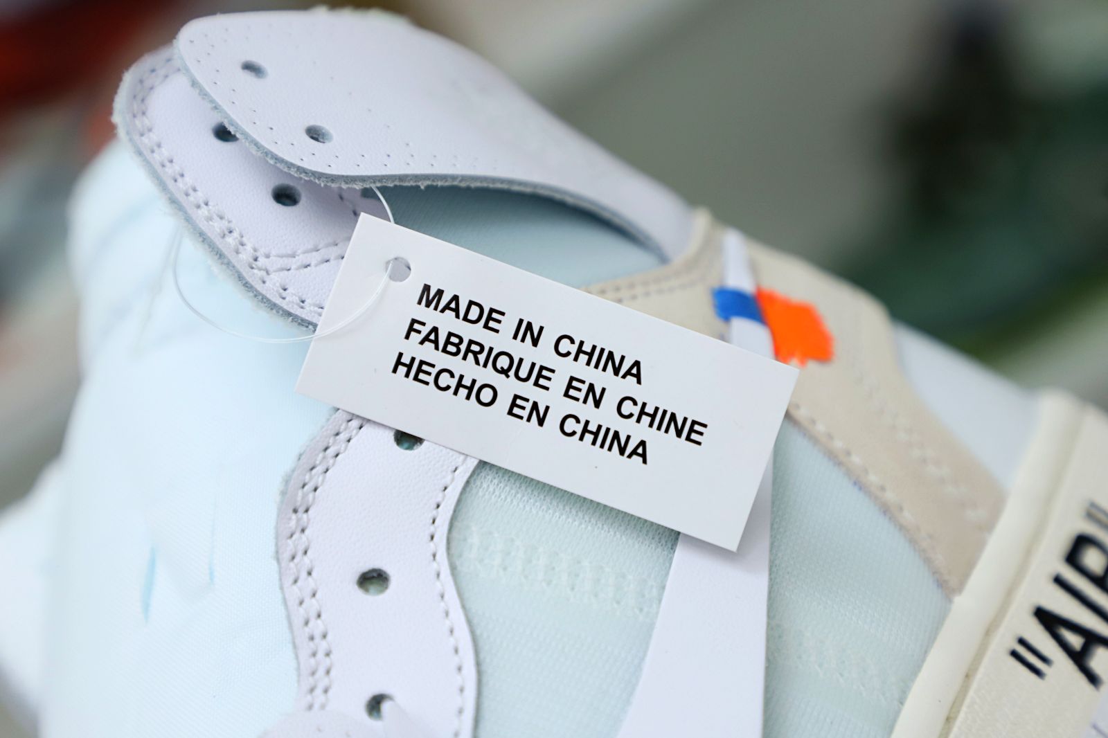 OFF-WHITE X AIR JORDAN 1 RETRO HIGH OG 'WHITE' 2018