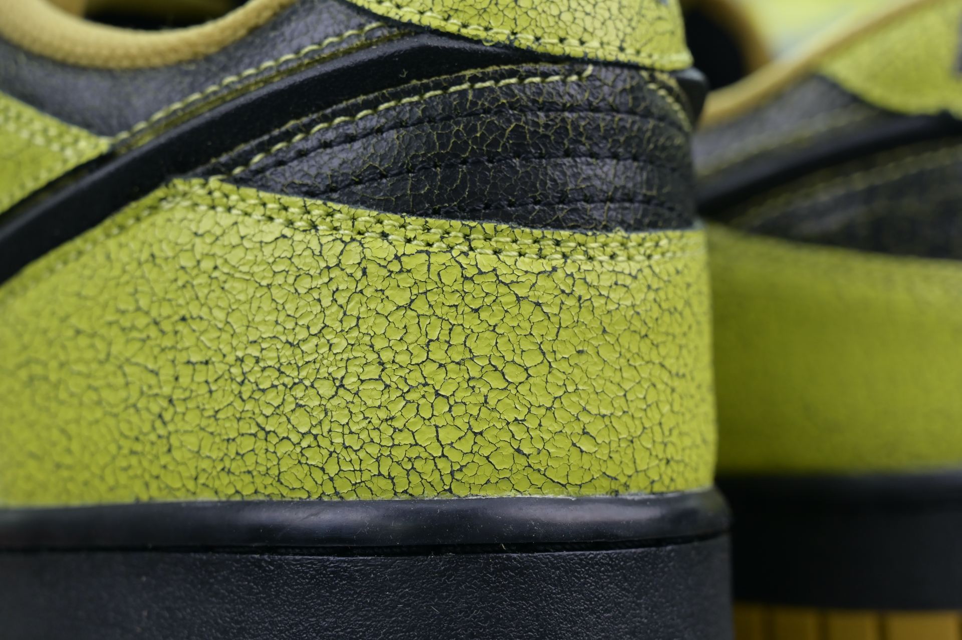 Nike Dunk Low“Halloween”