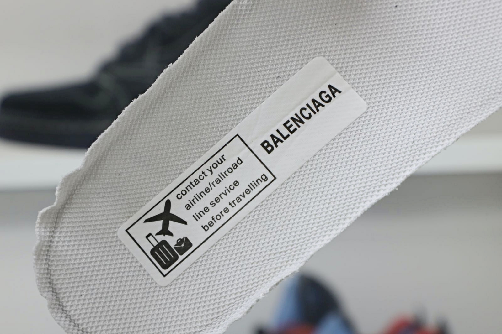 Balenciaga  Track（LED）