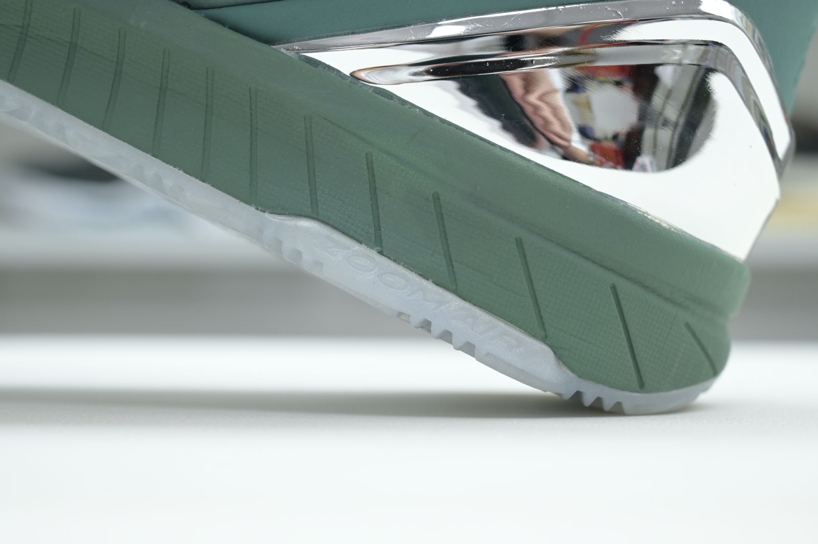 Nike Zoom Kobe 4 Protro 