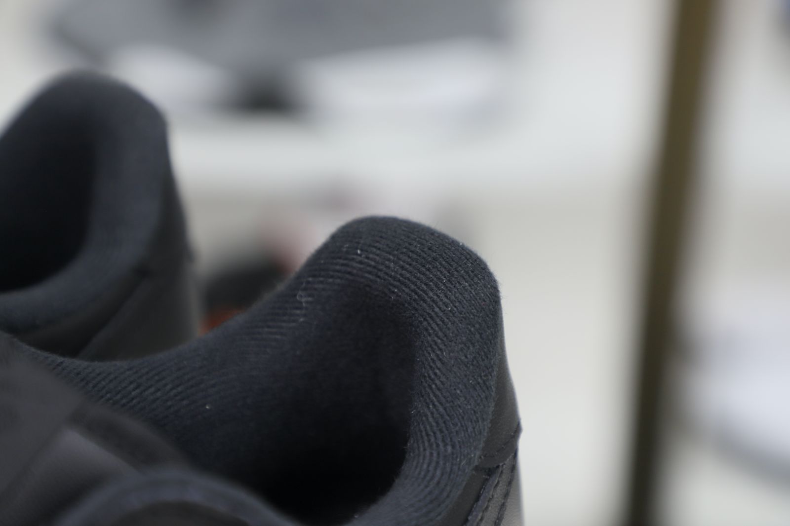 Supreme Nike Air Force 1 Low 