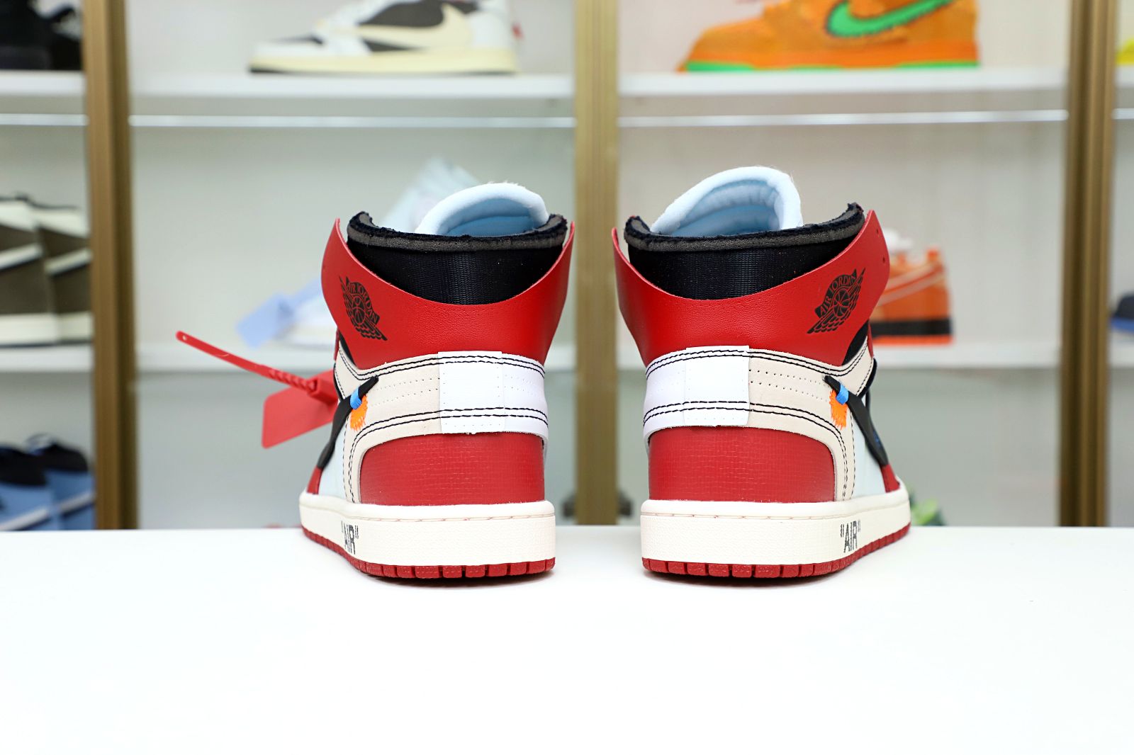 OFF-WHITE X AIR JORDAN 1 RETRO HIGH OG 'CHICAGO'