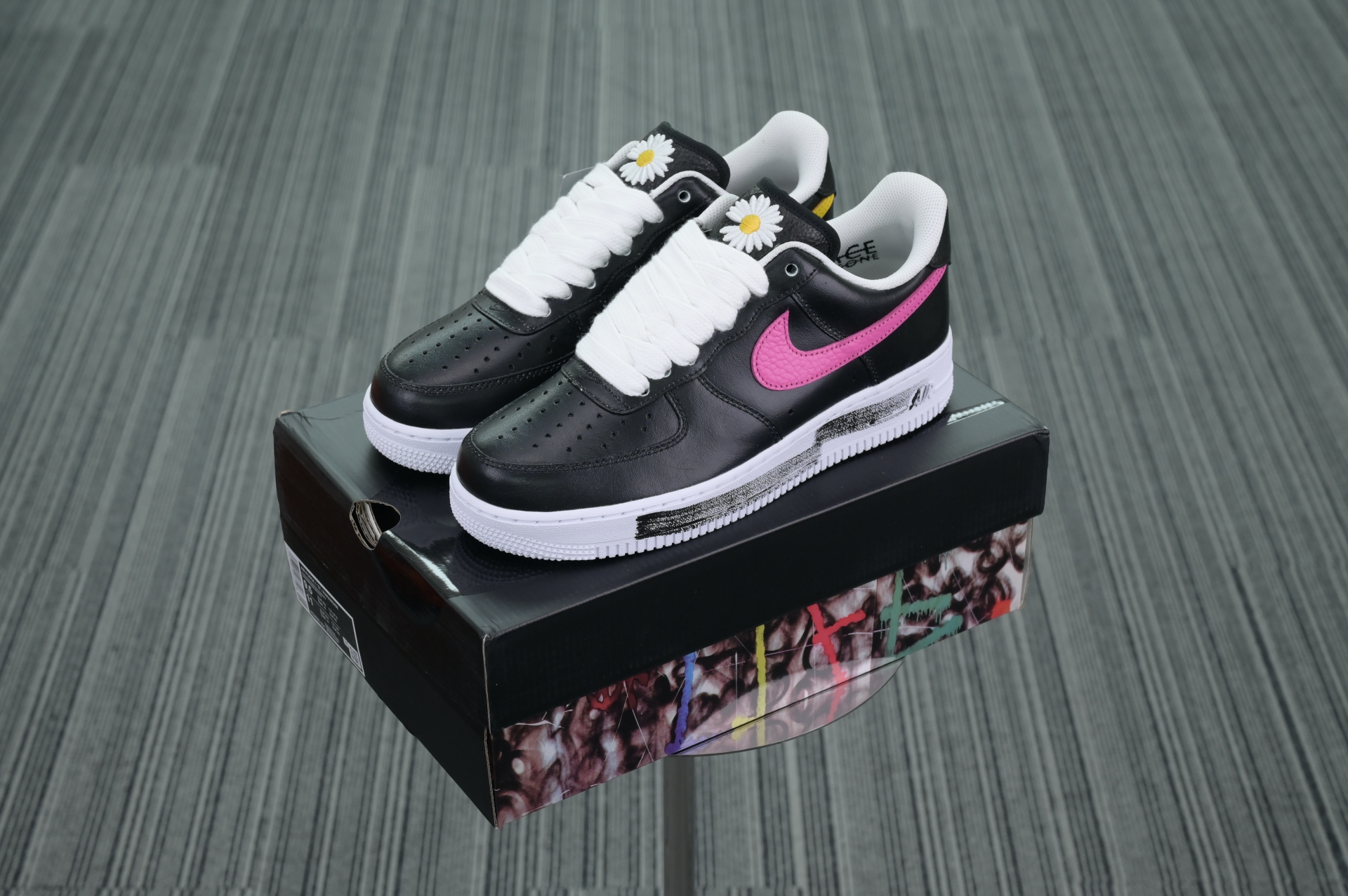 Peaceminusone x Nike Air Force 1 “Para- Noise 3.0”