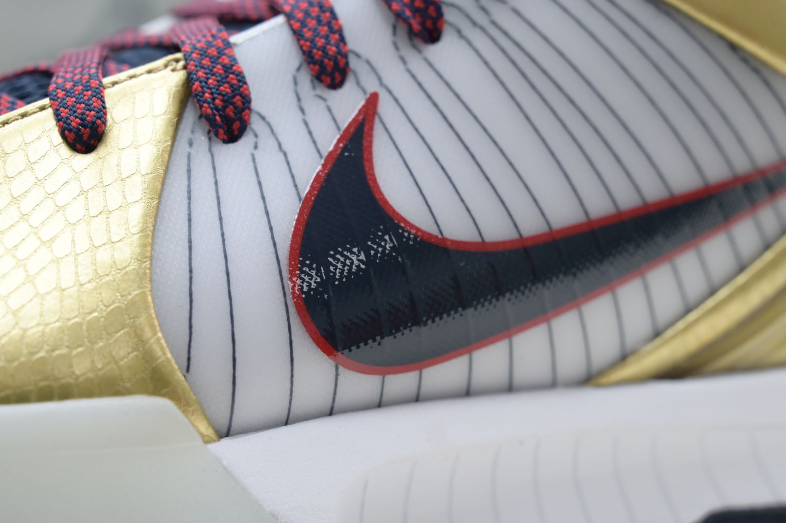 Nike Zoom Kobe 4 Protro 