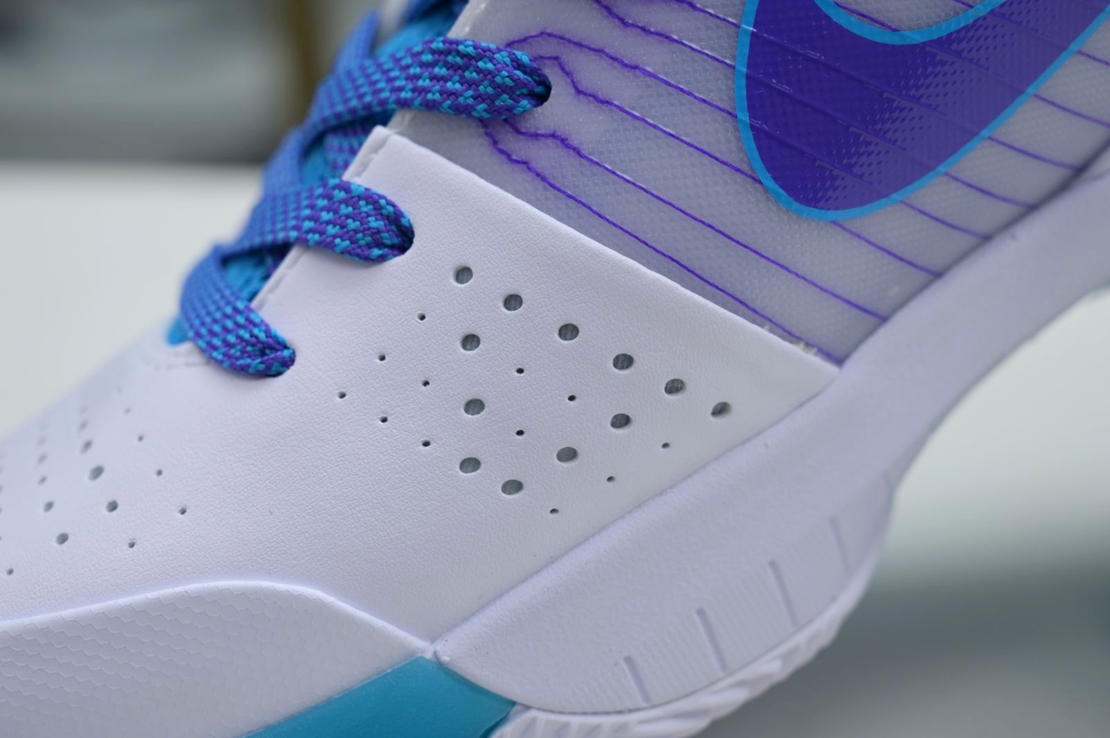 Nike Zoom Kobe 4 Protro 