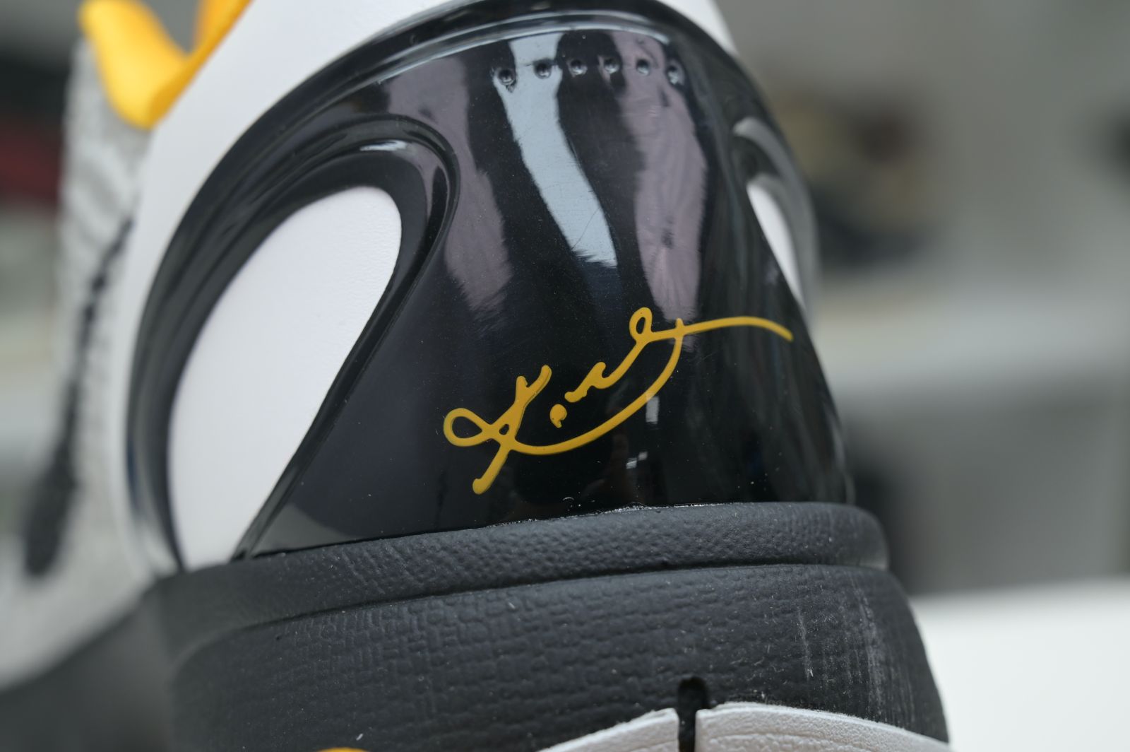 Nike Zoom Kobe 6 Protro