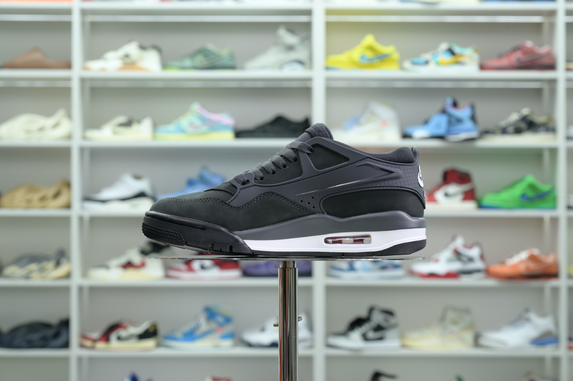 Nigel Sylvester x Jordan Air Jordan 4 RM SP “Anthracite”