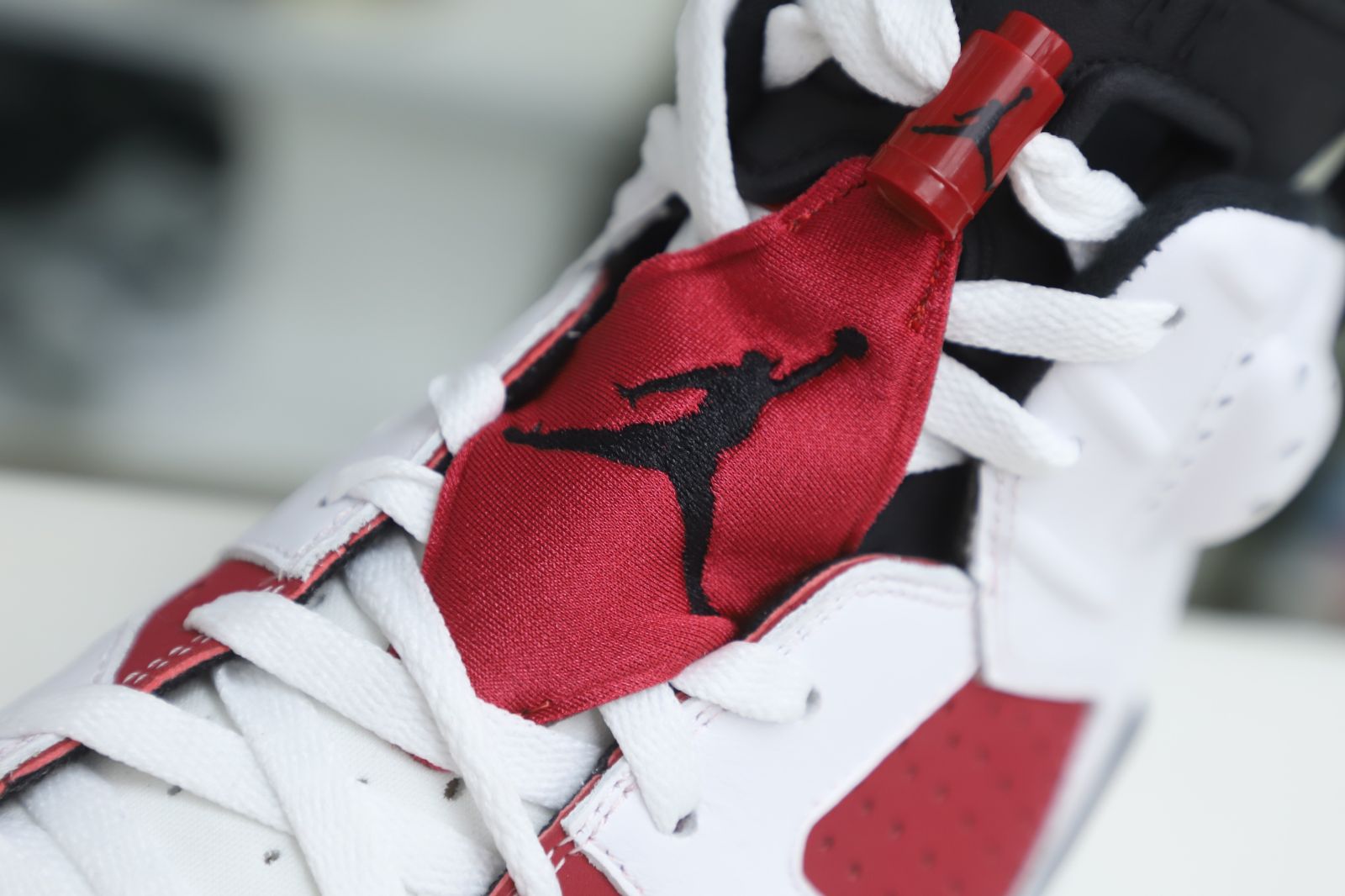 AIR JORDAN 6 RETRO OG 'CARMINE' 2021