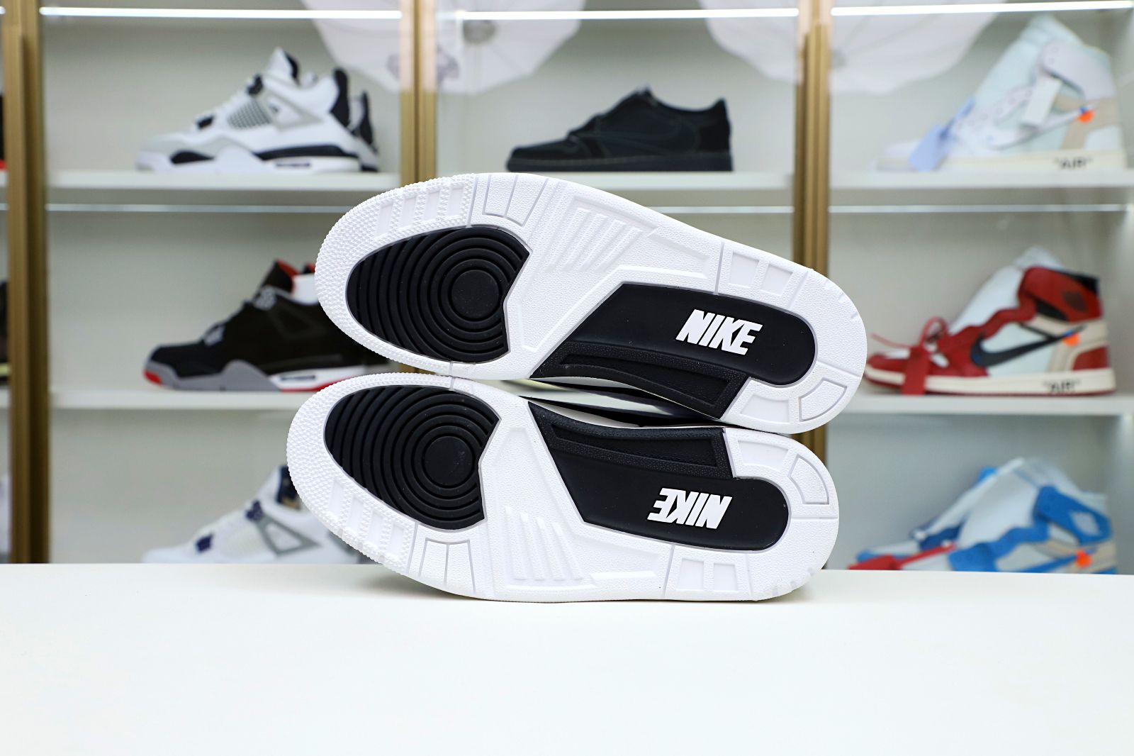FRAGMENT DESIGN X AIR JORDAN 3 RETRO SP 'WHITE'