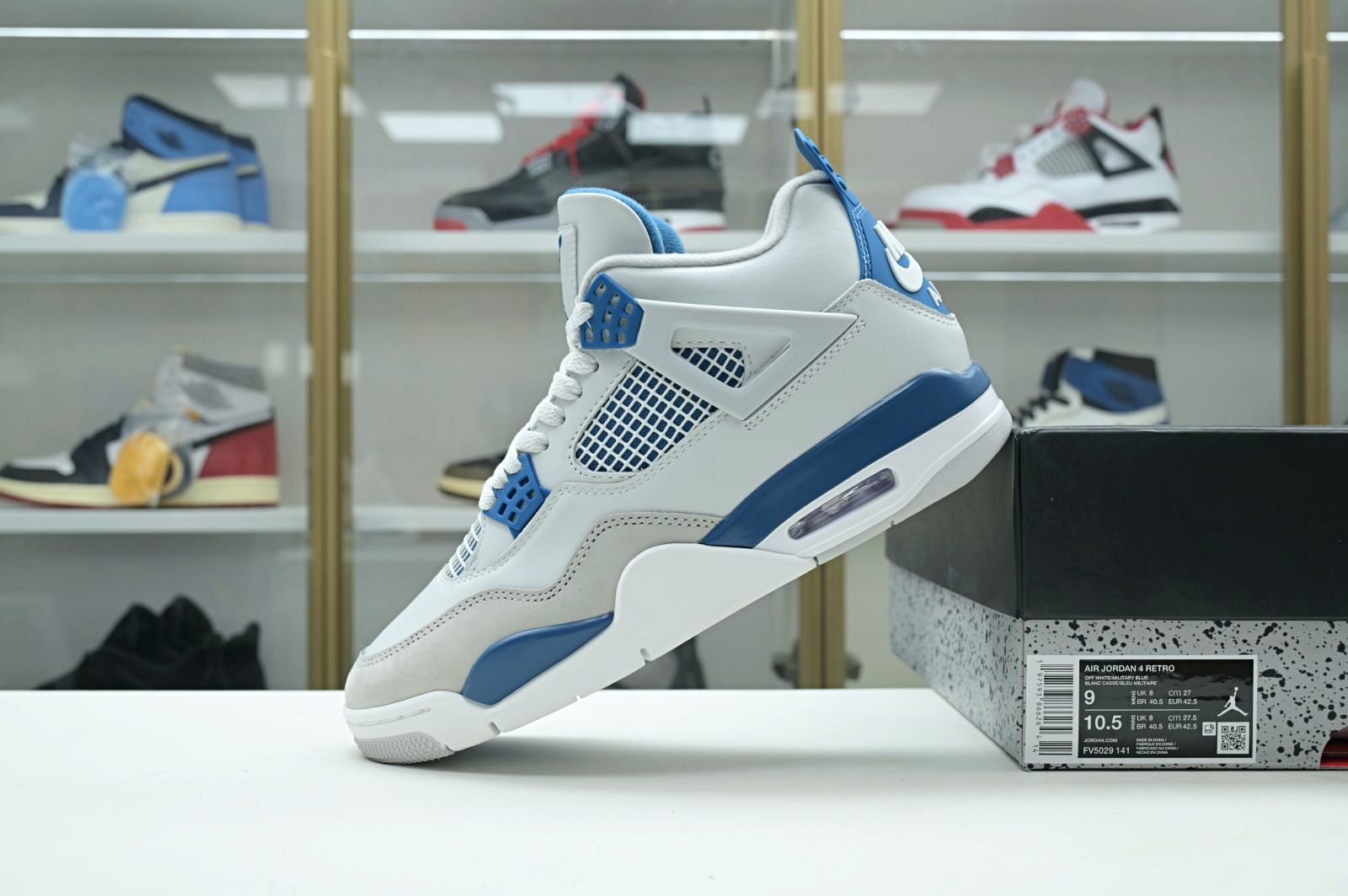 Air Jordan 4 