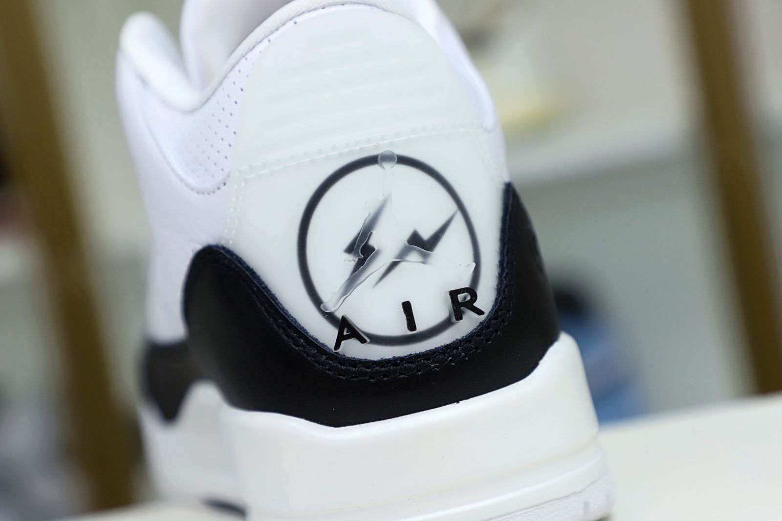 FRAGMENT DESIGN X AIR JORDAN 3 RETRO SP 'WHITE'