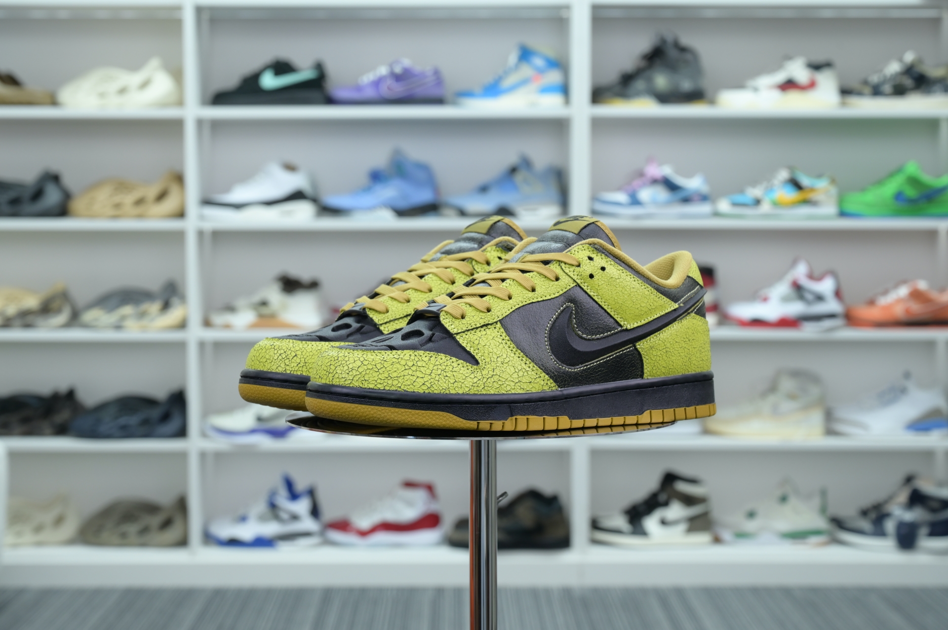 Nike Dunk Low“Halloween”