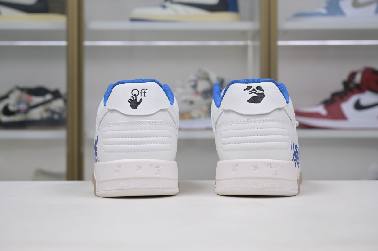 OFF-WHITE Ous Of Office