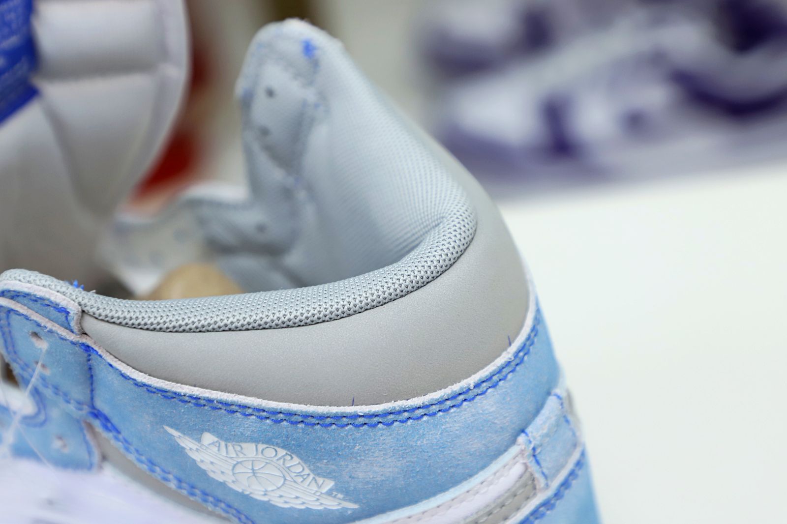 AIR JORDAN 1 RETRO HIGH OG 'HYPER ROYAL'