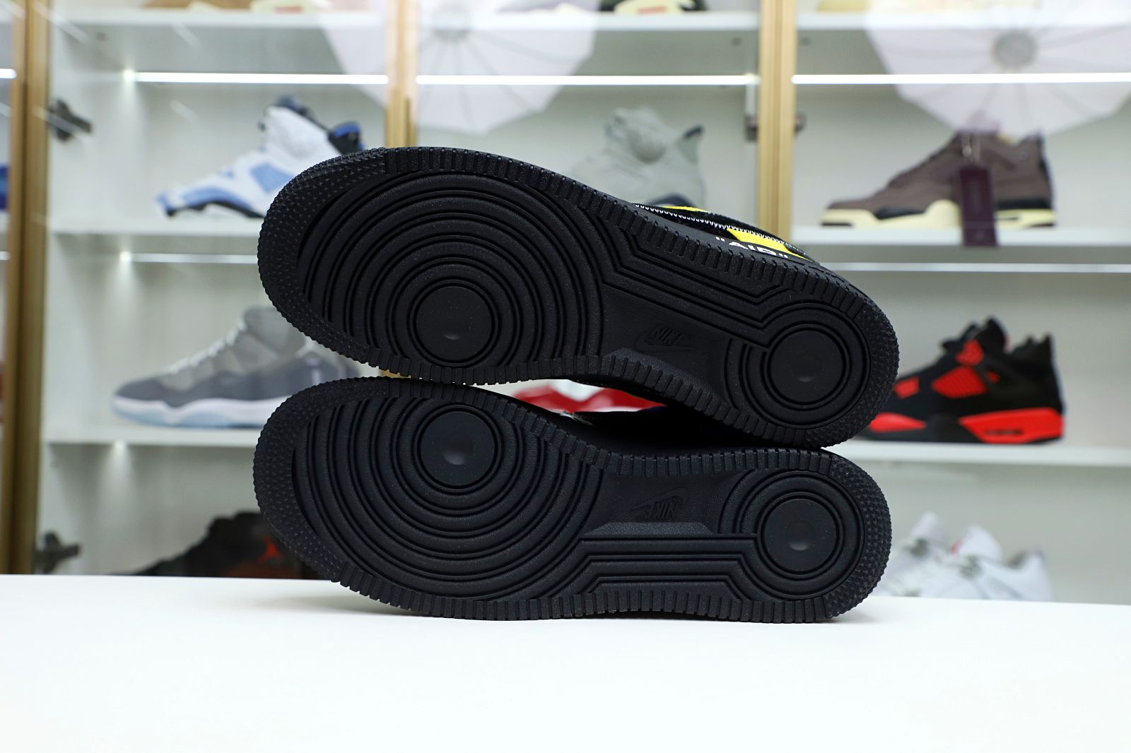 L.V xNike Air Force1 Low LV