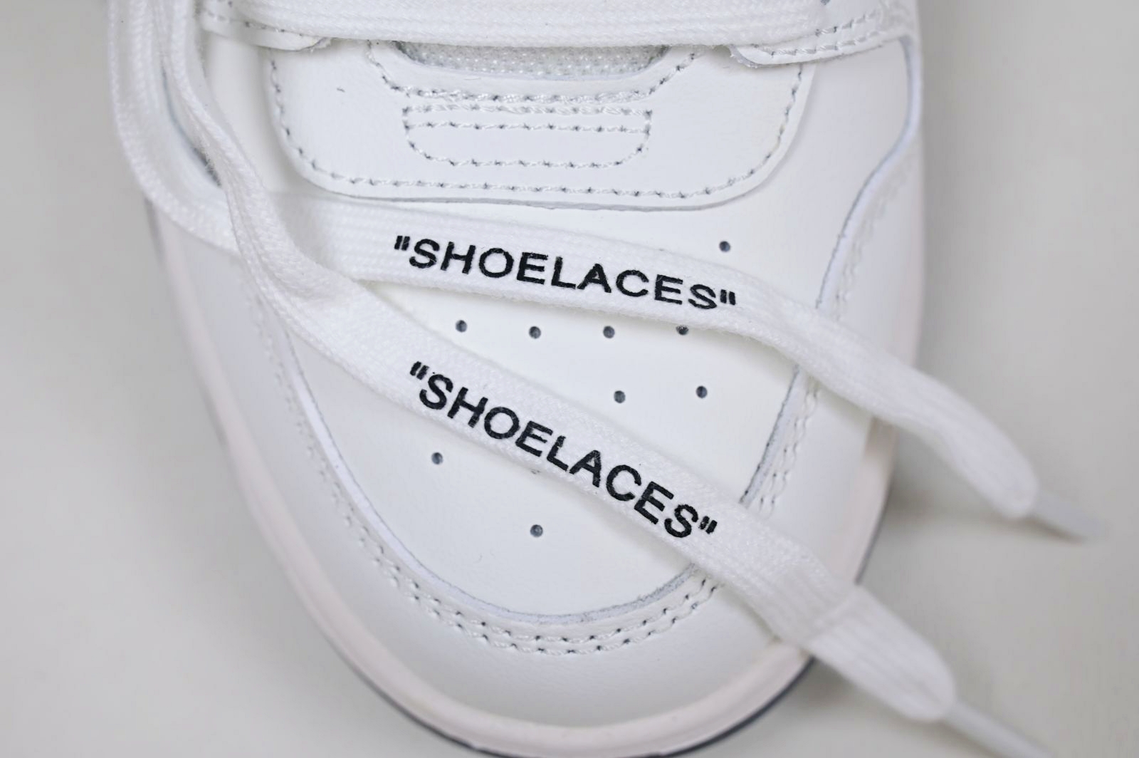 OFF-WHITE Ous Of Office