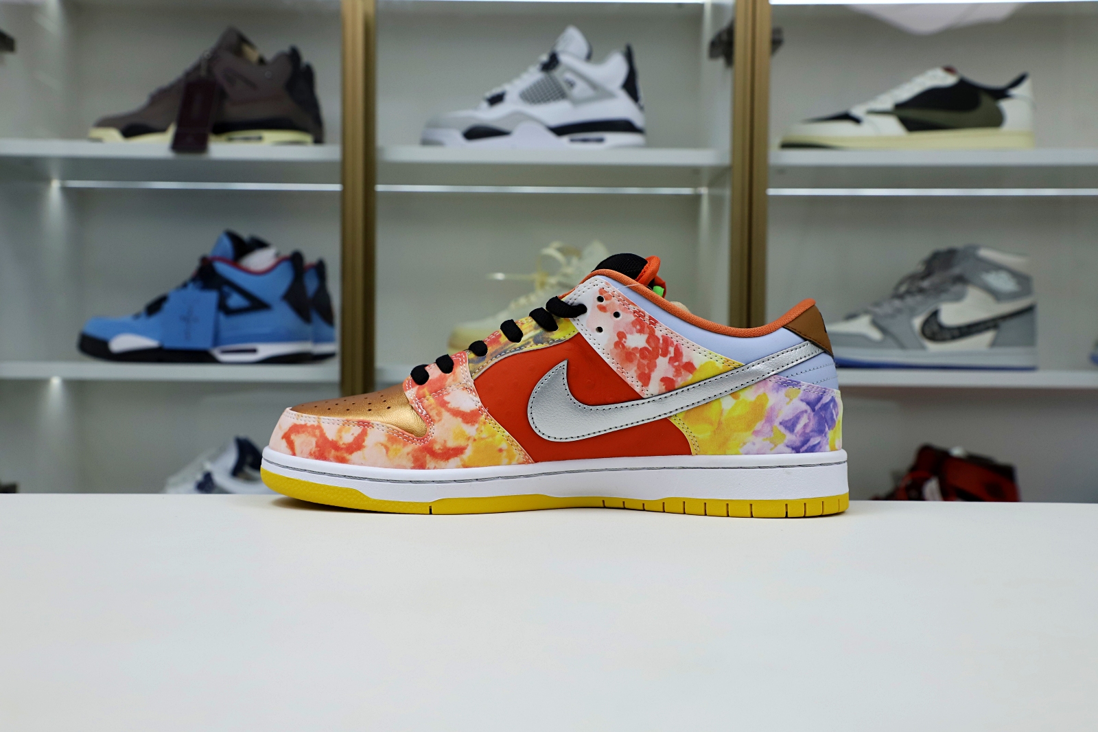JASON DENG X DUNK LOW PRO SB 'STREET HAWKER'