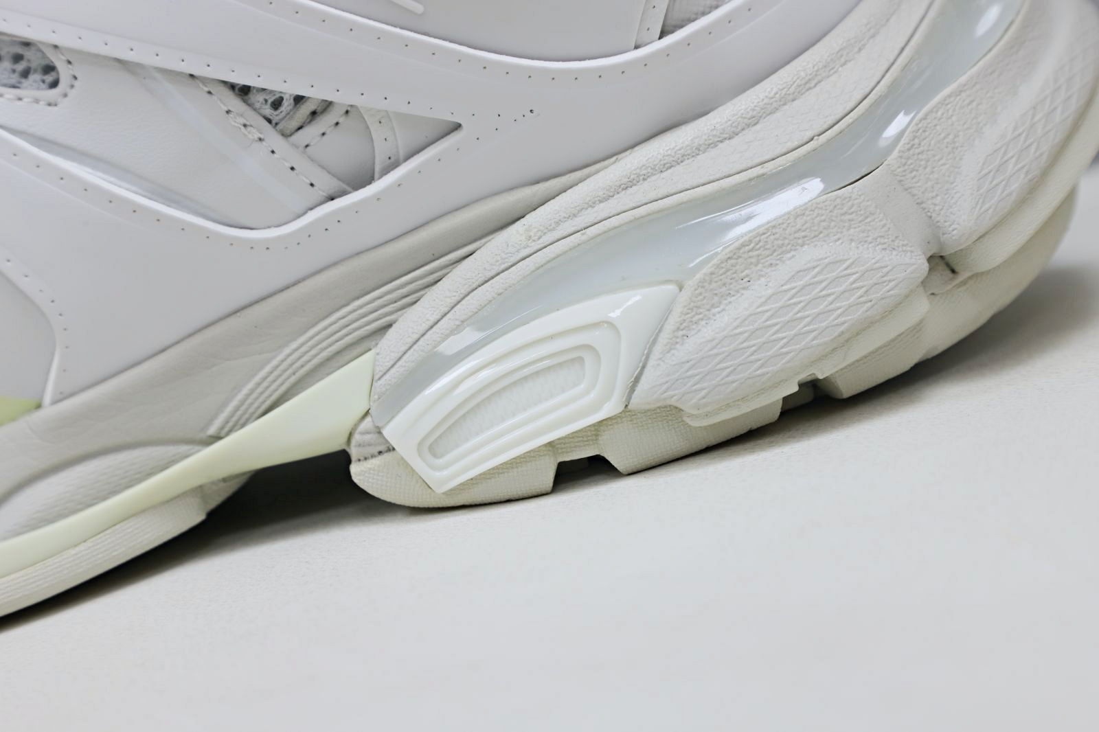 Balenciaga  Track（LED）