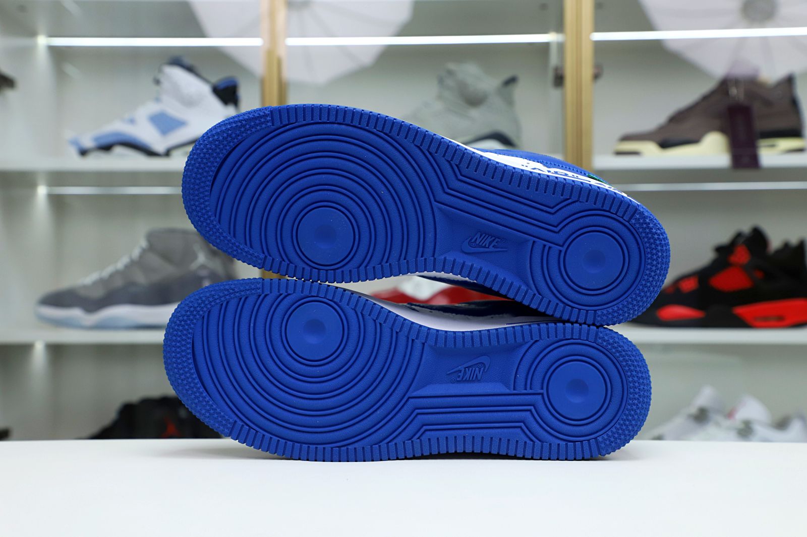 L.V x Nike Air Force1 Low LV